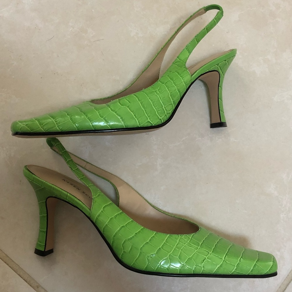 Neon sling backs / neon heels / lime green heels